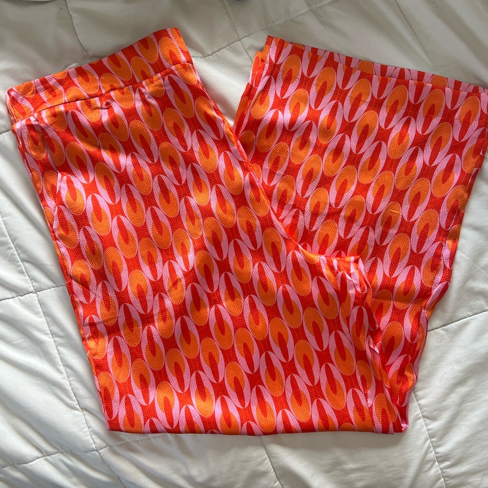 VILA Sz 48 Vibrant Orange and Pink Patterned Pants
